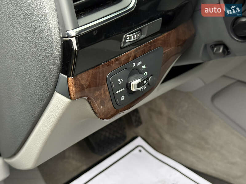 Внедорожник / Кроссовер Audi Q7 2017 в Днепре