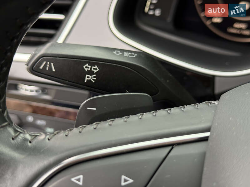 Внедорожник / Кроссовер Audi Q7 2017 в Днепре