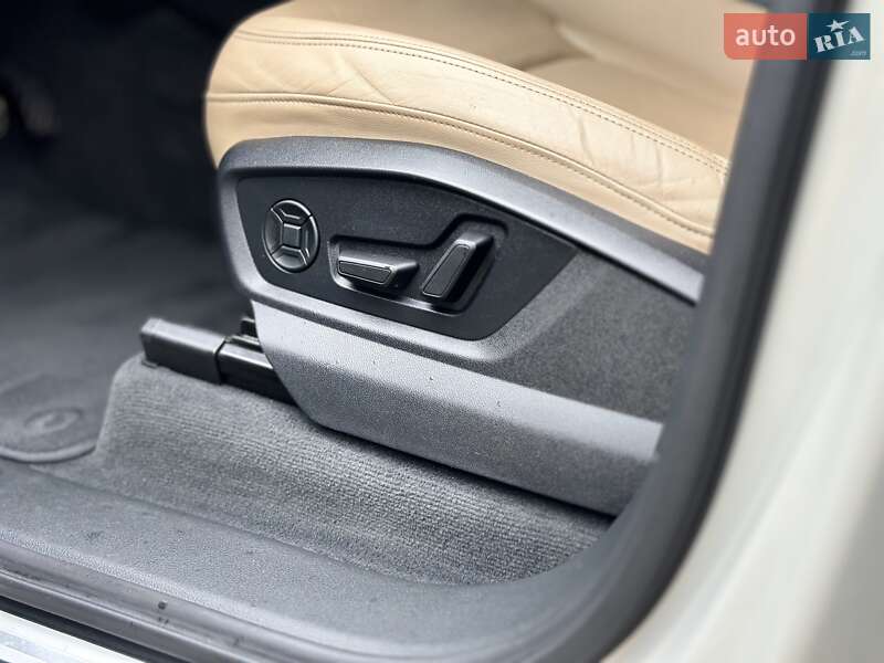 Внедорожник / Кроссовер Audi Q7 2022 в Киеве