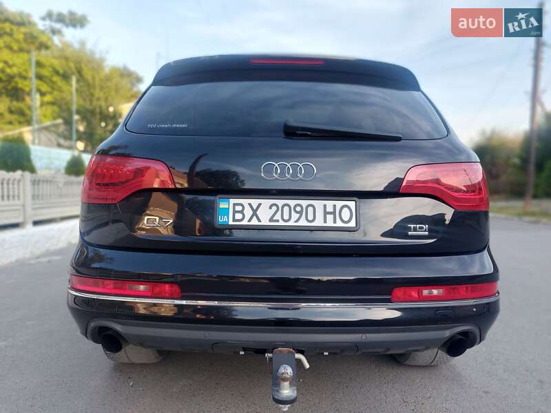 Внедорожник / Кроссовер Audi Q7 2012 в Смотриче
