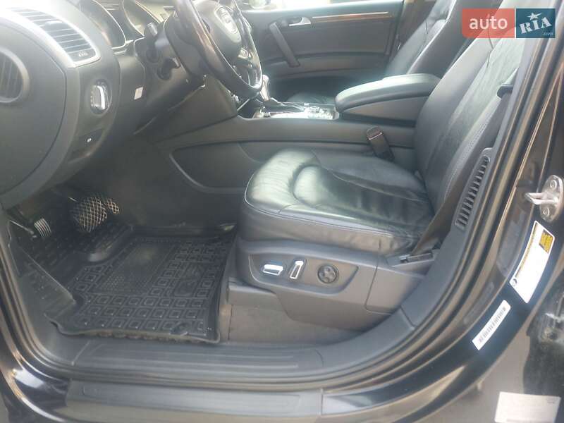 Внедорожник / Кроссовер Audi Q7 2012 в Смотриче