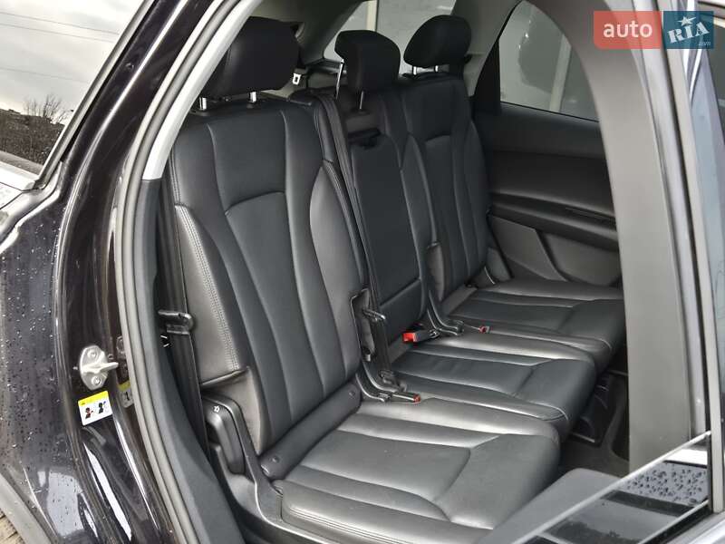 Внедорожник / Кроссовер Audi Q7 2018 в Киеве