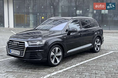 Внедорожник / Кроссовер Audi Q7 2017 в Ровно