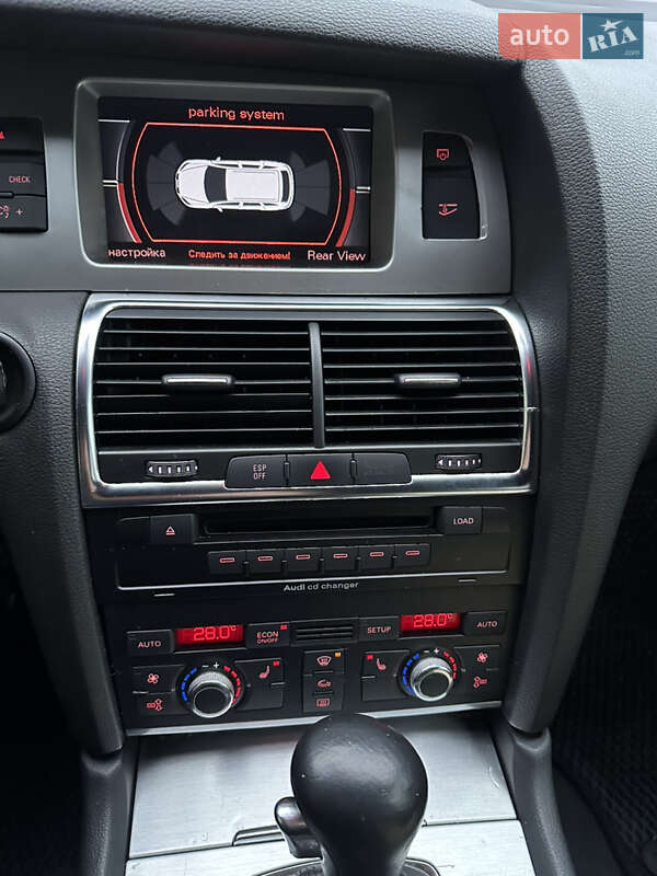 Внедорожник / Кроссовер Audi Q7 2009 в Млинове