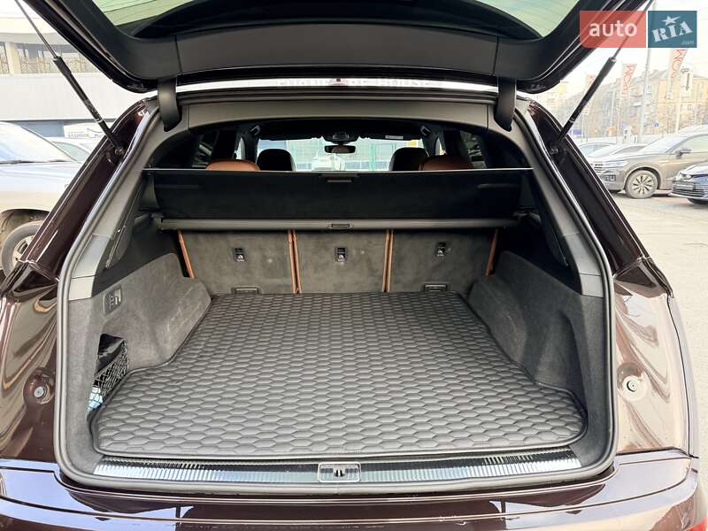 Внедорожник / Кроссовер Audi Q7 2022 в Киеве