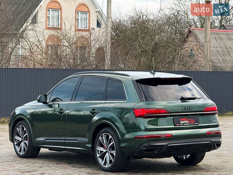 Внедорожник / Кроссовер Audi Q7 2021 в Луцке