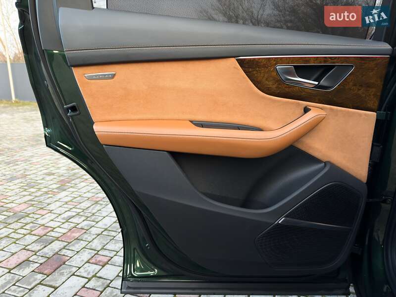Внедорожник / Кроссовер Audi Q7 2021 в Луцке