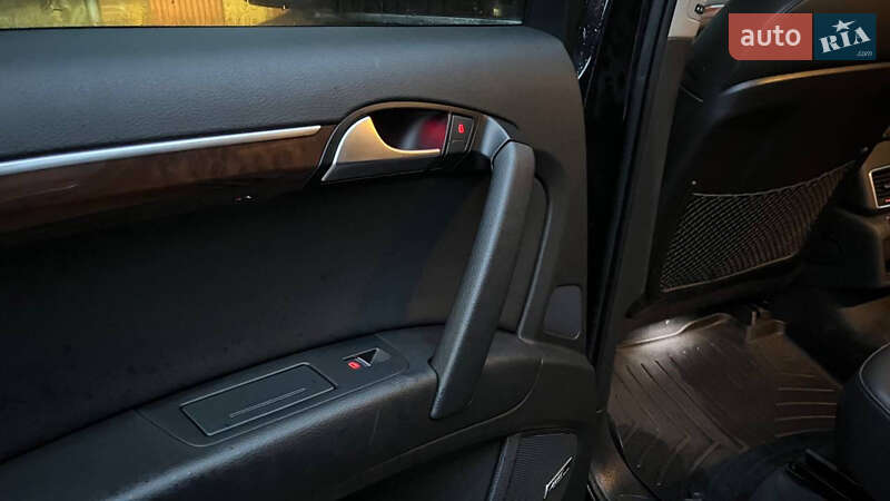 Внедорожник / Кроссовер Audi Q7 2012 в Хмельницком