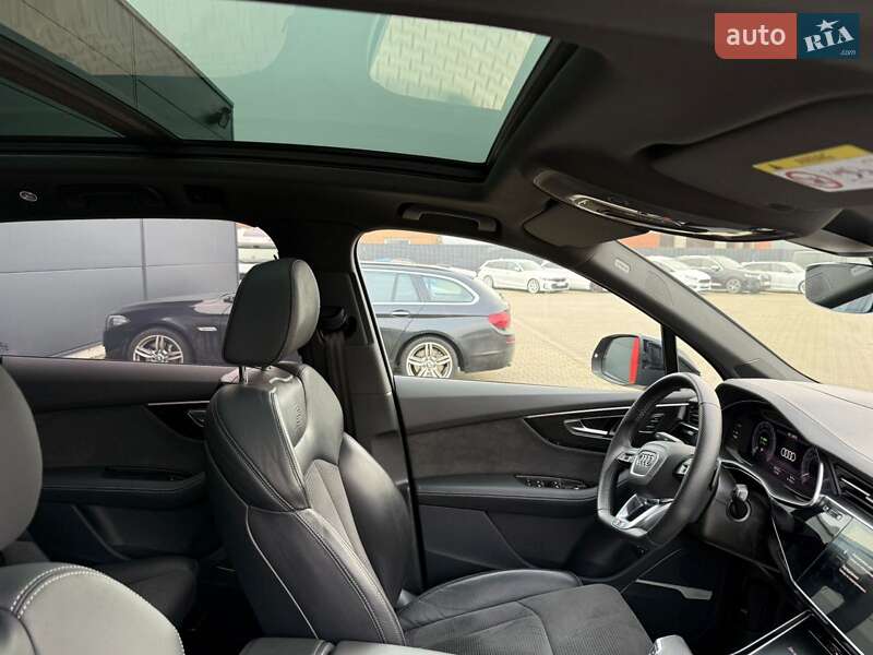 Внедорожник / Кроссовер Audi Q7 2020 в Тернополе