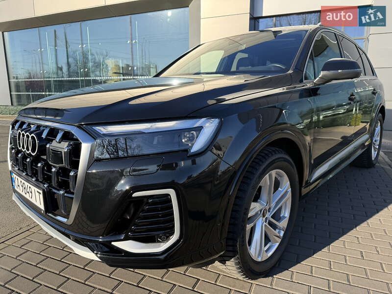 Внедорожник / Кроссовер Audi Q7 2022 в Харькове