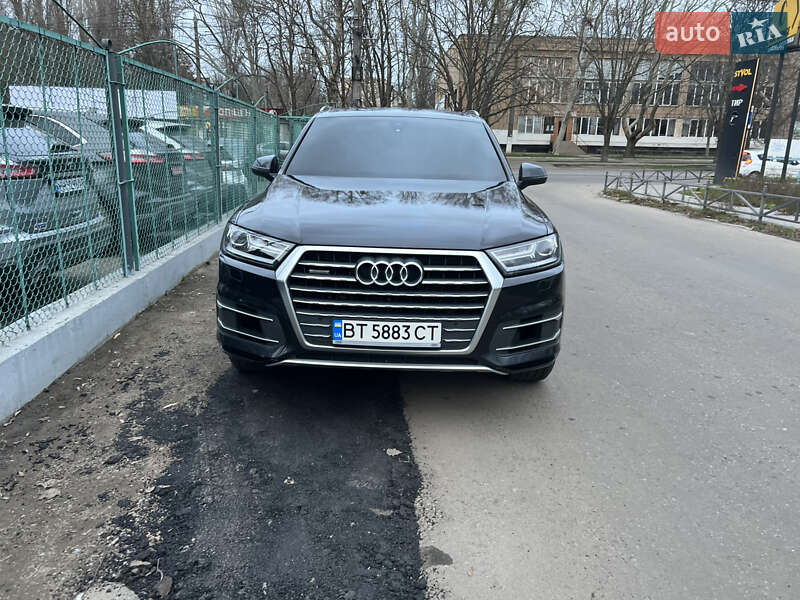 2019 Audi Q7, VIN WA1AAAF73KD028540:plate — фото 1 (autoria)