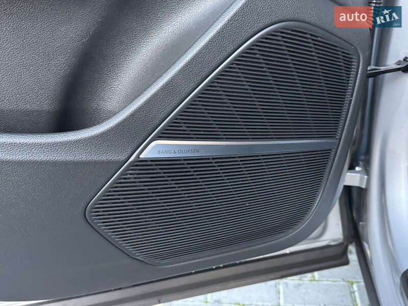 Внедорожник / Кроссовер Audi Q7 2021 в Полтаве