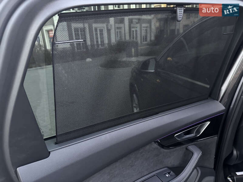 Позашляховик / Кросовер Audi Q7 2024 в Києві фото 27 Позашляховик / Кросовер Audi Q7 2024 в Києві