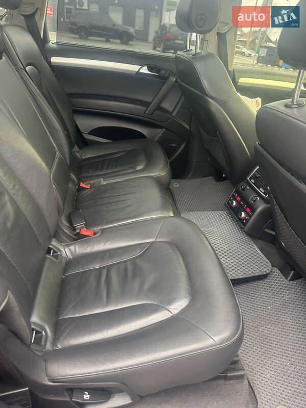 Внедорожник / Кроссовер Audi Q7 2008 в Черновцах