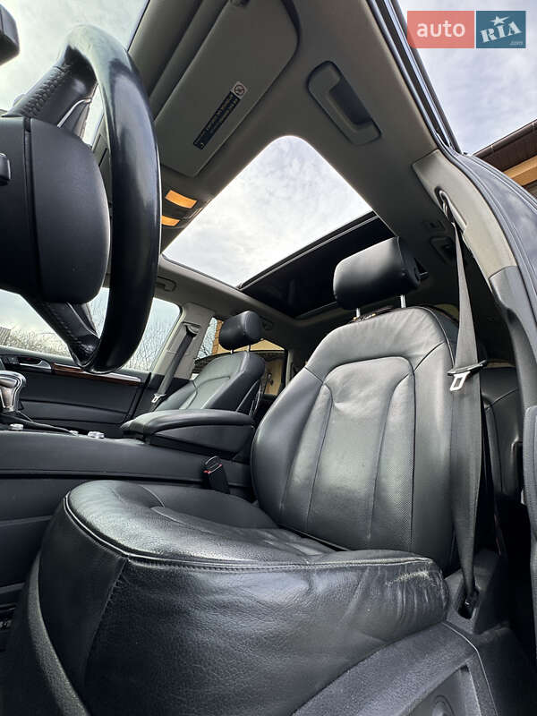 Позашляховик / Кросовер Audi Q7 2012 в Чернівцях