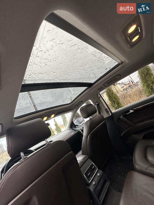 Позашляховик / Кросовер Audi Q7 2011 в Рівному