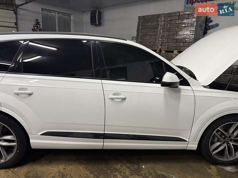 Внедорожник / Кроссовер Audi Q7 2017 в Черновцах фото 3 Внедорожник / Кроссовер Audi Q7 2017 в Черновцах