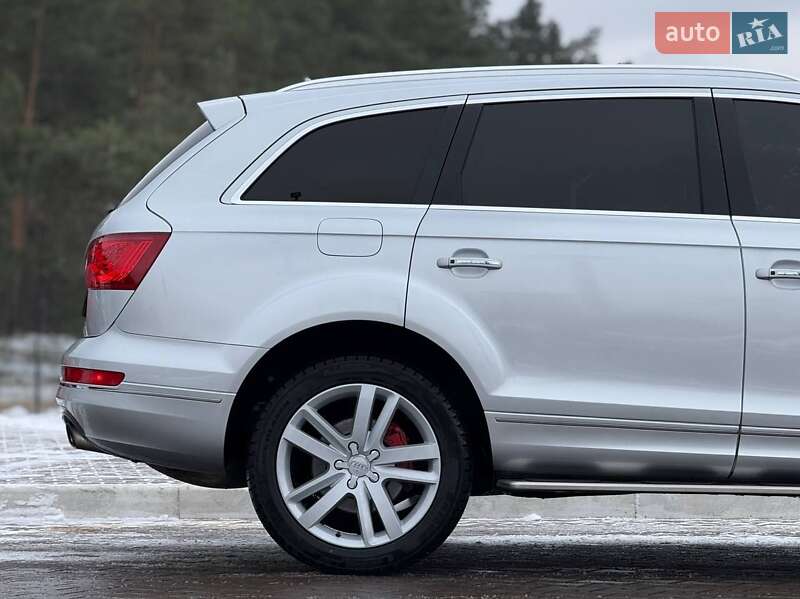 Позашляховик / Кросовер Audi Q7 2015 в Києві фото 11 Позашляховик / Кросовер Audi Q7 2015 в Києві
