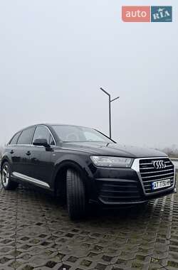 Внедорожник / Кроссовер Audi Q7 2017 в Коломые