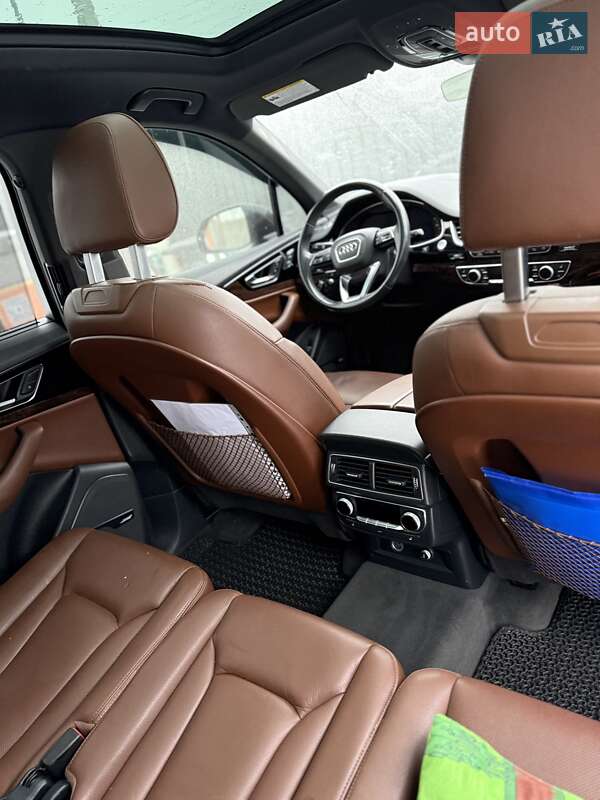 Внедорожник / Кроссовер Audi Q7 2018 в Киеве