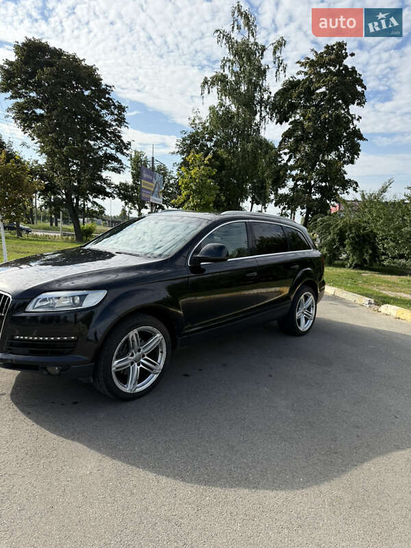 Позашляховик / Кросовер Audi Q7 2007 в Краматорську