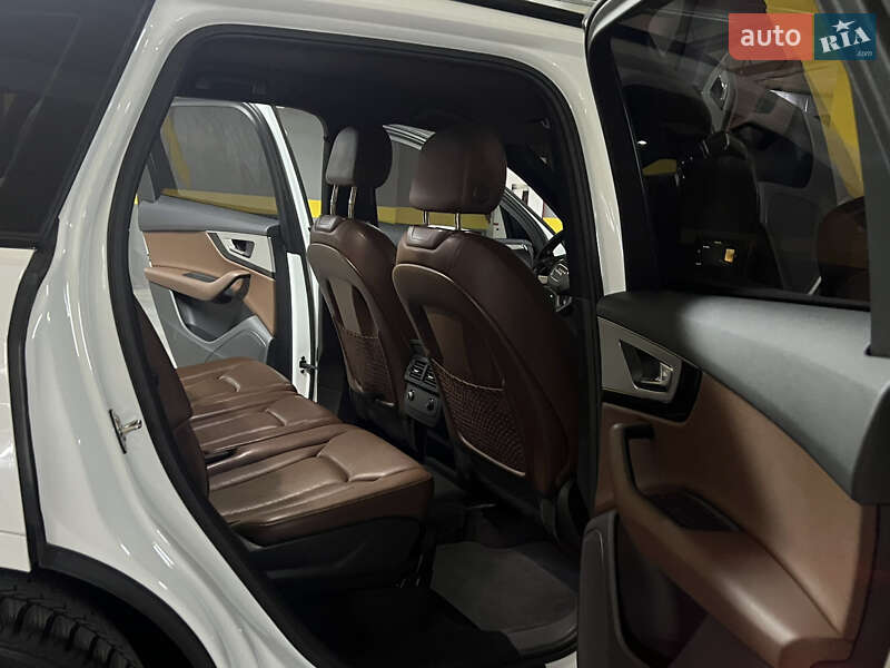 Внедорожник / Кроссовер Audi Q7 2016 в Одессе фото 20 Внедорожник / Кроссовер Audi Q7 2016 в Одессе