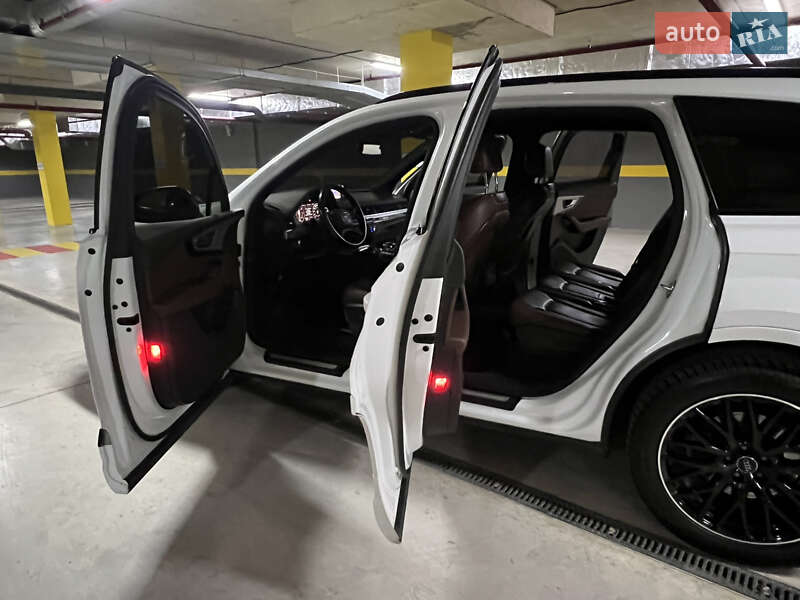 Внедорожник / Кроссовер Audi Q7 2016 в Одессе фото 24 Внедорожник / Кроссовер Audi Q7 2016 в Одессе