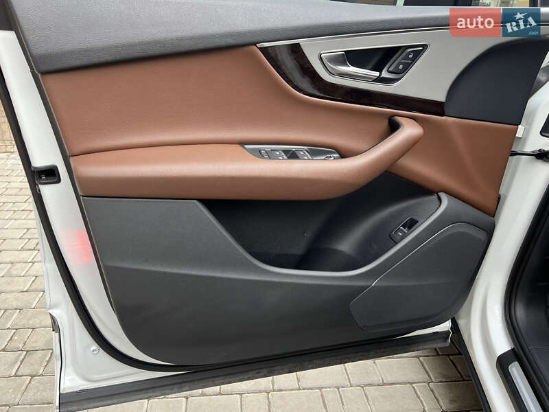 Внедорожник / Кроссовер Audi Q7 2016 в Одессе фото 39 Внедорожник / Кроссовер Audi Q7 2016 в Одессе