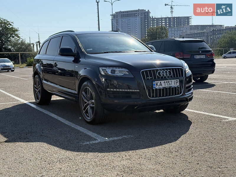 Позашляховик / Кросовер Audi Q7 2010 в Одесі