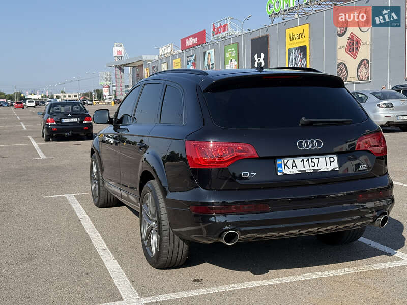 Позашляховик / Кросовер Audi Q7 2010 в Одесі