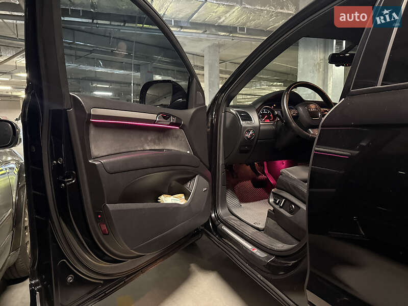 Позашляховик / Кросовер Audi Q7 2010 в Одесі