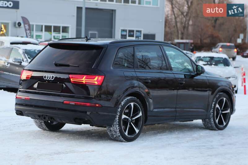 Позашляховик / Кросовер Audi Q7 2018 в Києві фото 6 Позашляховик / Кросовер Audi Q7 2018 в Києві