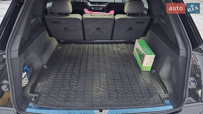 Позашляховик / Кросовер Audi Q7 2017 в Тернополі фото 18 Позашляховик / Кросовер Audi Q7 2017 в Тернополі