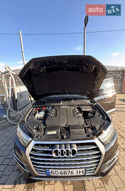 Внедорожник / Кроссовер Audi Q7 2015 в Виноградове