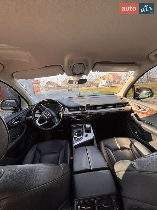 Внедорожник / Кроссовер Audi Q7 2015 в Виноградове