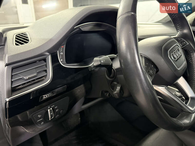 Внедорожник / Кроссовер Audi Q7 2017 в Киеве
