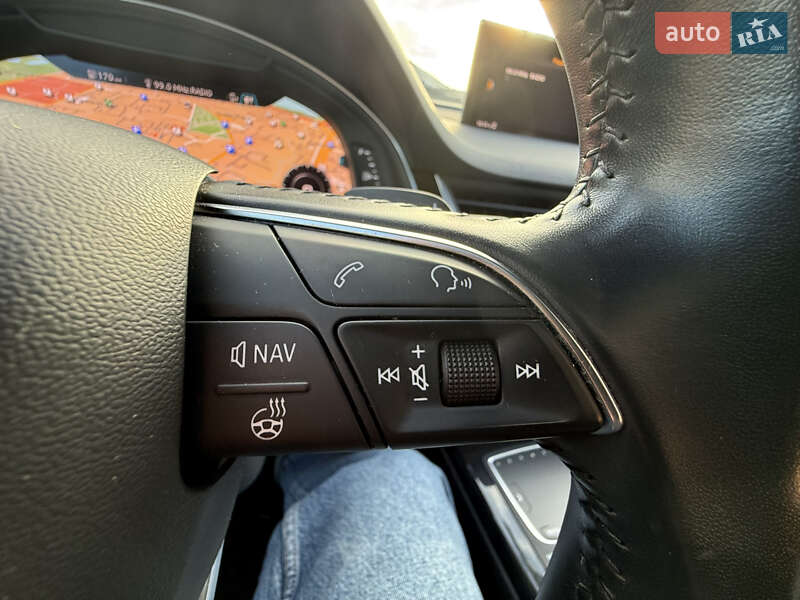 Внедорожник / Кроссовер Audi Q7 2017 в Киеве