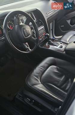 Позашляховик / Кросовер Audi Q7 2011 в Дніпрі