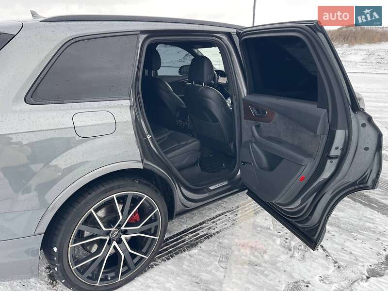 Позашляховик / Кросовер Audi Q7 2020 в Рівному фото 25 Позашляховик / Кросовер Audi Q7 2020 в Рівному