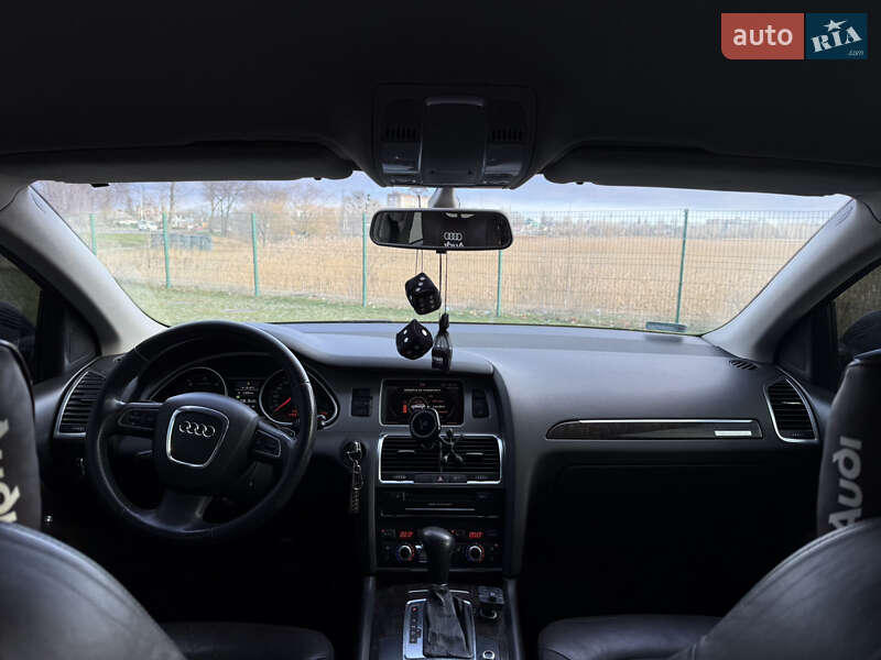 Внедорожник / Кроссовер Audi Q7 2010 в Виннице