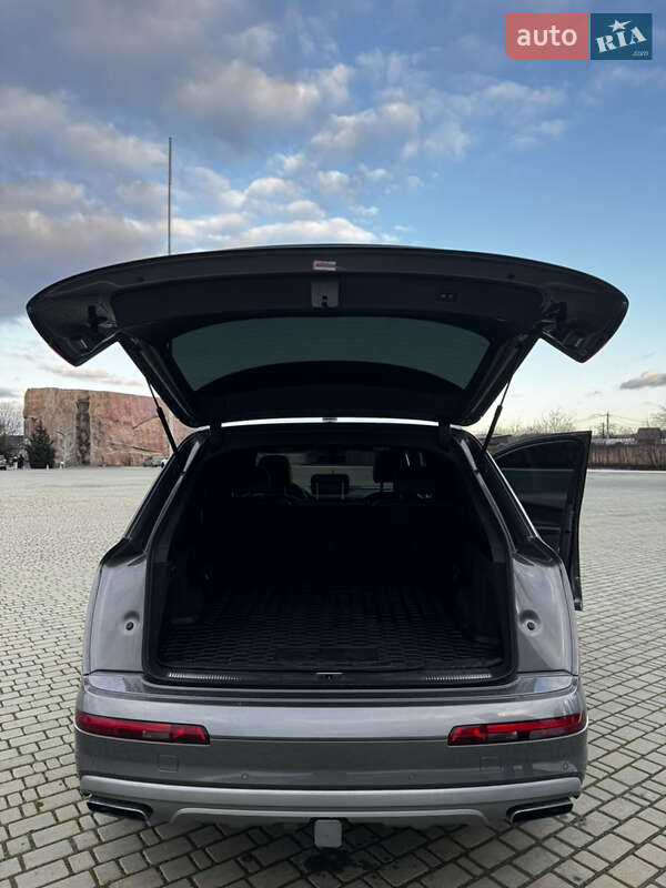 Позашляховик / Кросовер Audi Q7 2016 в Одесі фото 8 Позашляховик / Кросовер Audi Q7 2016 в Одесі