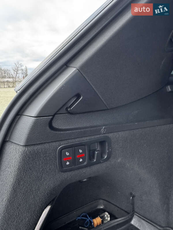 Позашляховик / Кросовер Audi Q7 2016 в Одесі фото 9 Позашляховик / Кросовер Audi Q7 2016 в Одесі