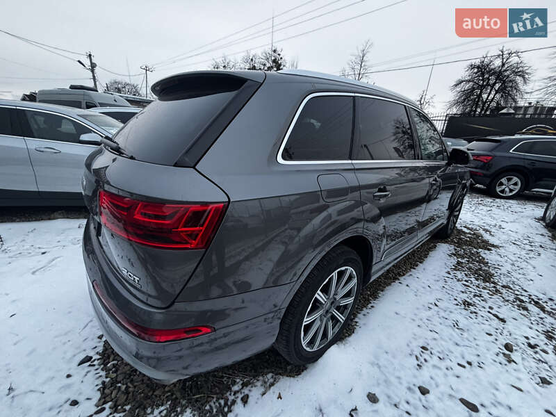 Внедорожник / Кроссовер Audi Q7 2018 в Стрые