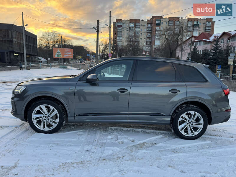 Внедорожник / Кроссовер Audi Q7 2023 в Хмельницком