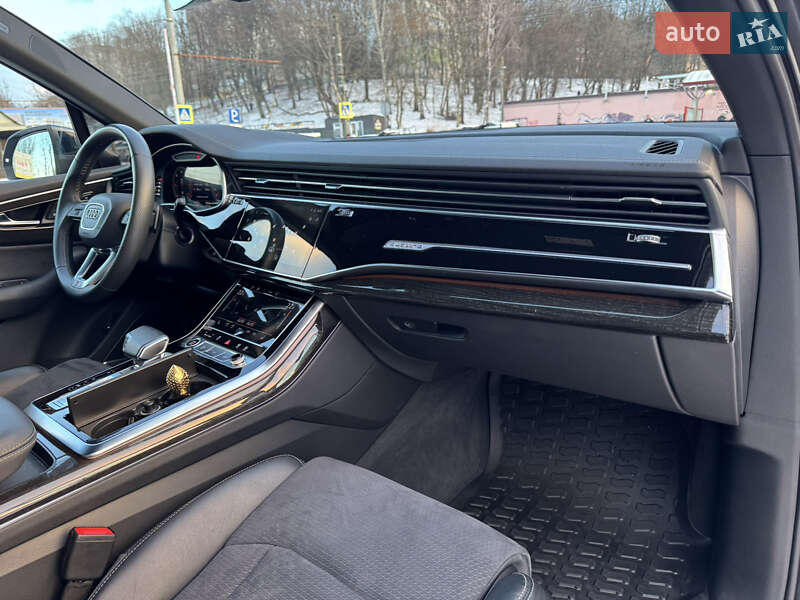 Внедорожник / Кроссовер Audi Q7 2023 в Хмельницком