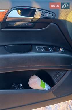 Внедорожник / Кроссовер Audi Q7 2015 в Новояворовске