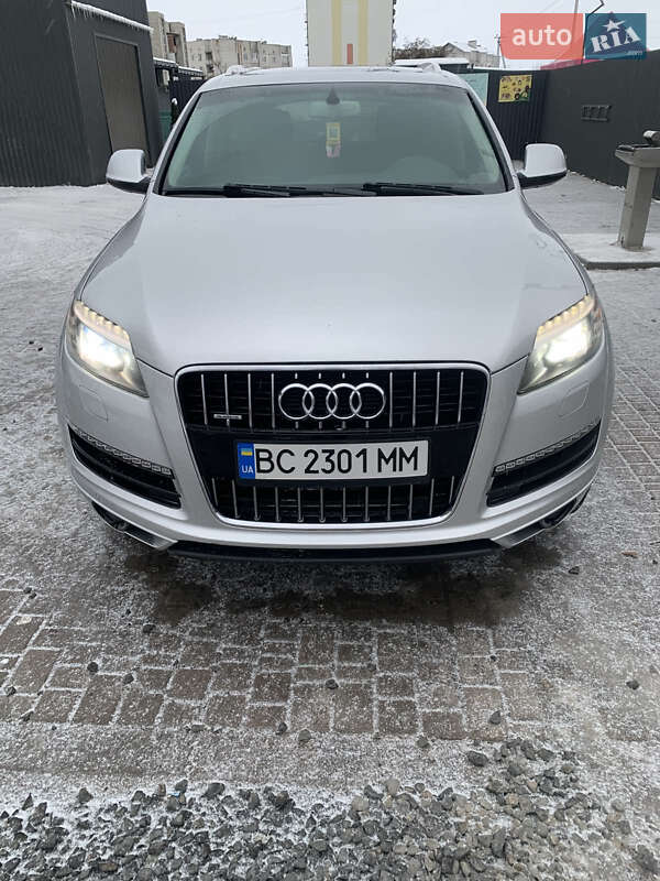 Позашляховик / Кросовер Audi Q7 2015 в Львові