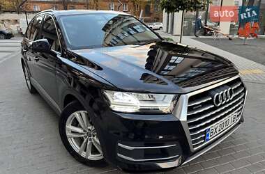 Внедорожник / Кроссовер Audi Q7 2015 в Хмельницком