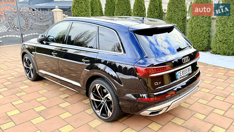 Внедорожник / Кроссовер Audi Q7 2019 в Черновцах