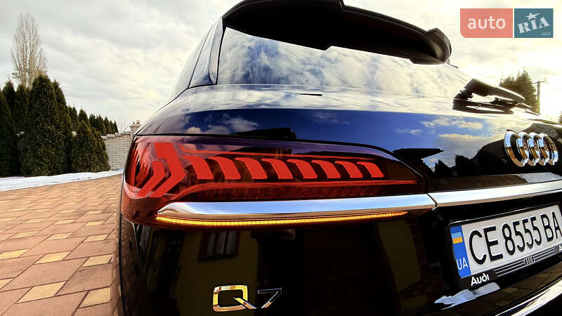 Внедорожник / Кроссовер Audi Q7 2019 в Черновцах
